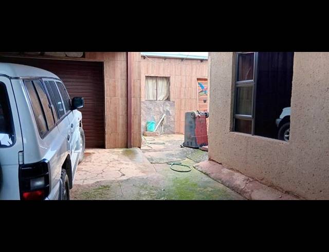 2 BEDROOM HOUSE FOR SALE IN BRAM FISCHERVILLE